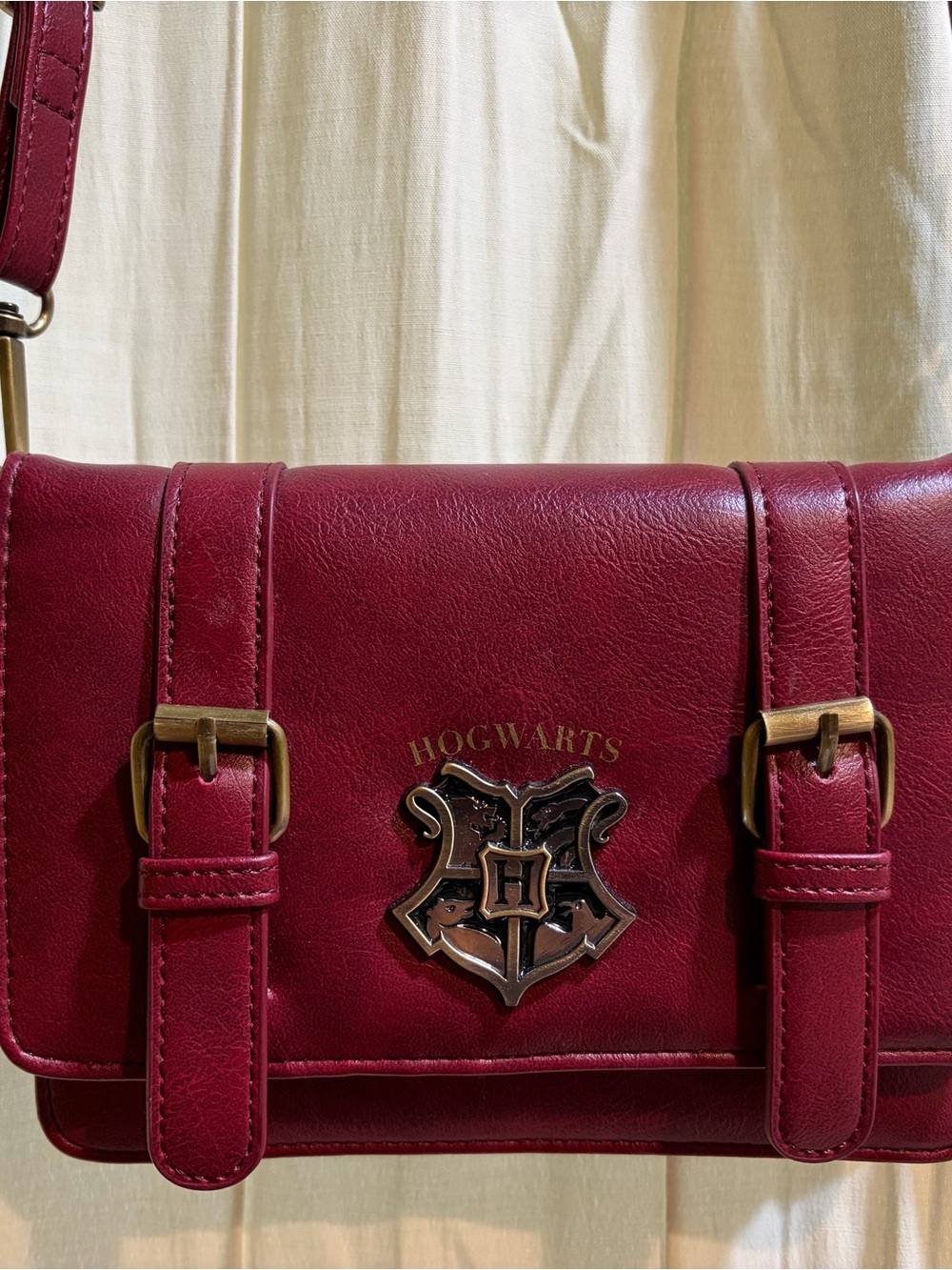 Harry Potter Hogwarts Suitcase Crossbody Bag  -BoxLunch Exclusive